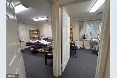 2102 Gallows Road #D, Vienna, VA 22182 - Photo 11