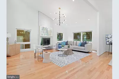 11709 Vale Road, Oakton, VA 22124 - Photo 5