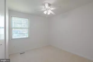 3048 Silent Valley Dr, Fairfax, VA 22031 - Photo 21