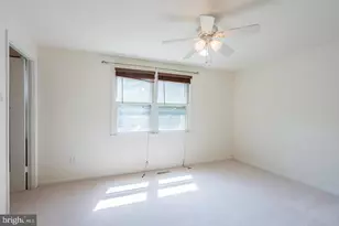 3048 Silent Valley Dr, Fairfax, VA 22031 - Photo 23