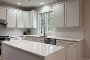 13353 Horsepen Woods Ln, Herndon, VA 20171 - Photo 13