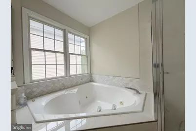 13353 Horsepen Woods Lane, Herndon, VA 20171 - Photo 37