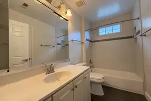13353 Horsepen Woods Ln, Herndon, VA 20171 - Photo 49