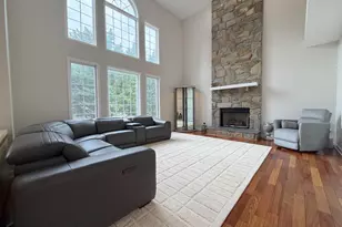 13353 Horsepen Woods Ln, Herndon, VA 20171 - Photo 9