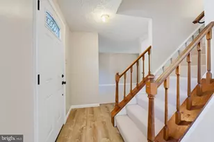 8467 Magic Tree Ct, Springfield, VA 22153 - Photo 15