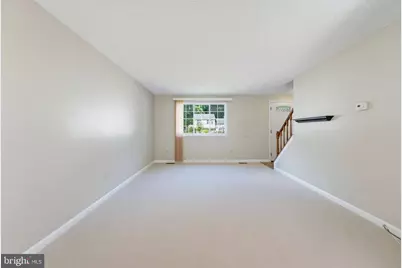 8467 Magic Tree Court, Springfield, VA 22153 - Photo 5