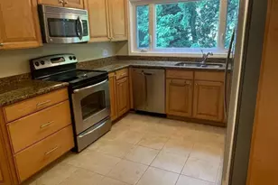 1040 Warbler, McLean, VA 22101 - Photo 9