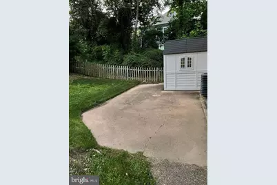 1040 Warbler, McLean, VA 22101 - Photo 21