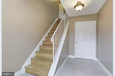 1040 Warbler, McLean, VA 22101 - Photo 5