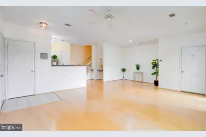 11321 Aristotle Drive #3-303, Fairfax, VA 22030 - Photo 5