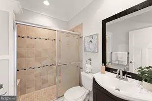 7406 Valleycrest Blvd, Annandale, VA 22003 - Photo 31