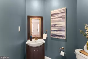 7406 Valleycrest Blvd, Annandale, VA 22003 - Photo 15