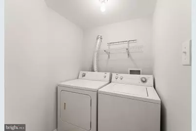 7406 Valleycrest Boulevard, Annandale, VA 22003 - Photo 39