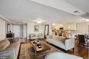 8350 Greensboro Dr, McLean, VA 22102 - Photo 5