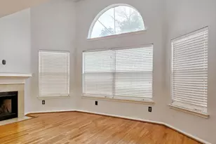 5605 Willoughby Newton Dr, Centreville, VA 20120 - Photo 5