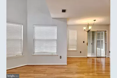 5605 Willoughby Newton Drive #22, Centreville, VA 20120 - Photo 7