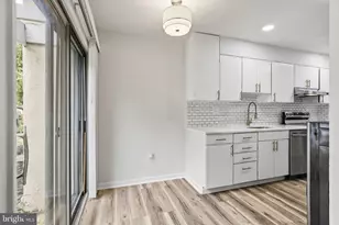 2292 White Cornus Ln, Reston, VA 20191 - Photo 15