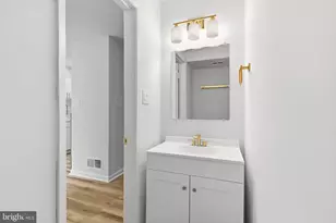 2292 White Cornus Ln, Reston, VA 20191 - Photo 17