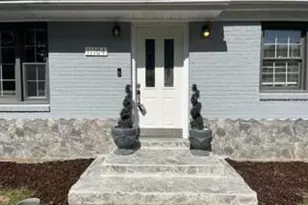 11104 Beach Mill Rd, Great Falls, VA 22066 - Photo 1