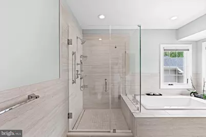 1405 Buena Vista Avenue, McLean, VA 22101 - Photo 17