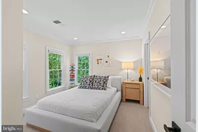 1405 Buena Vista Avenue, McLean, VA 22101 - Photo 25