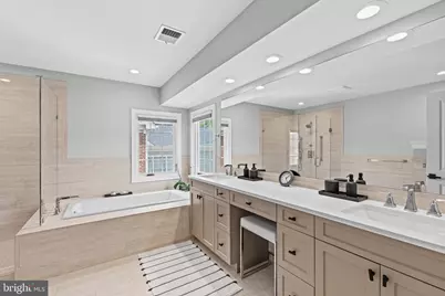 1405 Buena Vista Avenue, McLean, VA 22101 - Photo 19
