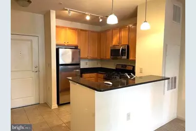 2665 Prosperity Avenue #216, Fairfax, VA 22031 - Photo 3