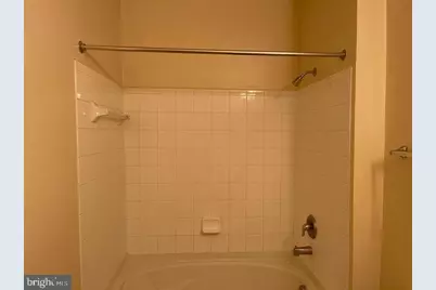 2665 Prosperity Avenue #216, Fairfax, VA 22031 - Photo 7