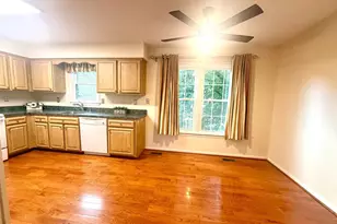 10313 Latney Rd, Fairfax, VA 22032 - Photo 11