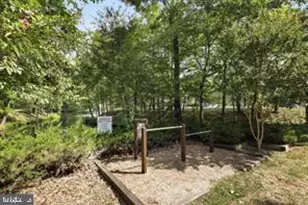 8380 Greensboro Dr, McLean, VA 22102 - Photo 11