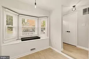 7553 Chrisland Cove, Falls Church, VA 22042 - Photo 5