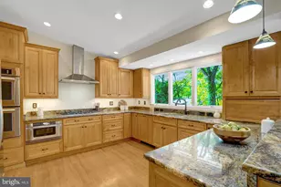 2421 Stirrup Ln, Alexandria, VA 22308 - Photo 13