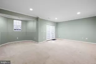5607 Lierman Cir, Centreville, VA 20120 - Photo 47