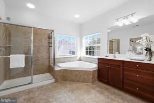 5607 Lierman Cir, Centreville, VA 20120 - Photo 35