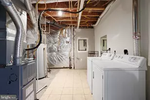 5607 Lierman Cir, Centreville, VA 20120 - Photo 49