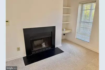 12155 Penderview Terrace #821, Fairfax, VA 22033 - Photo 5