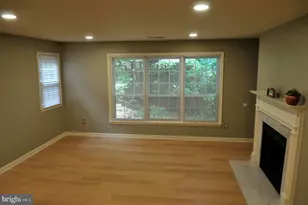 2221 Lovedale Ln, Reston, VA 20191 - Photo 3