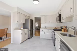 7831 Ashley Glen Rd, Annandale, VA 22003 - Photo 23