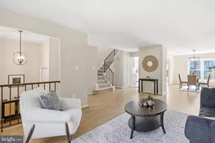 7831 Ashley Glen Rd, Annandale, VA 22003 - Photo 3