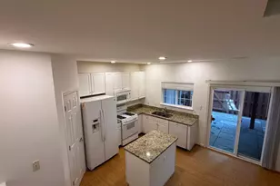 2427 Dew Meadow Ct, Herndon, VA 20171 - Photo 5
