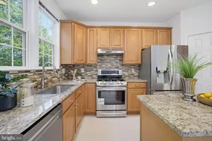 4118 River Forth Dr, Fairfax, VA 22030 - Photo 17