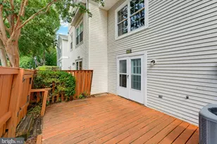 10305 Bridgetown Pl, Burke, VA 22015 - Photo 29