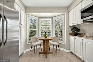 8006 Trevor Pl, Vienna, VA 22182 - Photo 7