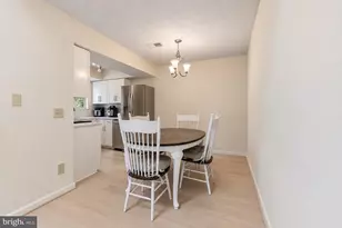 12010 Golf Ridge Ct, Fairfax, VA 22033 - Photo 15