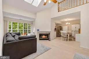 12010 Golf Ridge Ct, Fairfax, VA 22033 - Photo 11