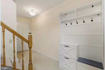 12010 Golf Ridge Court #302, Fairfax, VA 22033 - Photo 9