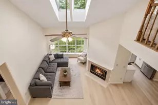 12010 Golf Ridge Ct, Fairfax, VA 22033 - Photo 13