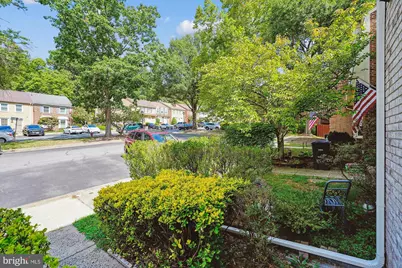 8021 Bethelen Woods Lane, Springfield, VA 22153 - Photo 27