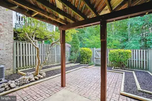 8021 Bethelen Woods Ln, Springfield, VA 22153 - Photo 31