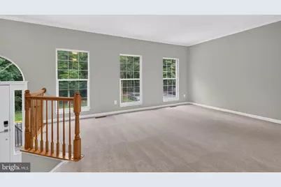 6585 McKenna Way, Alexandria, VA 22315 - Photo 7